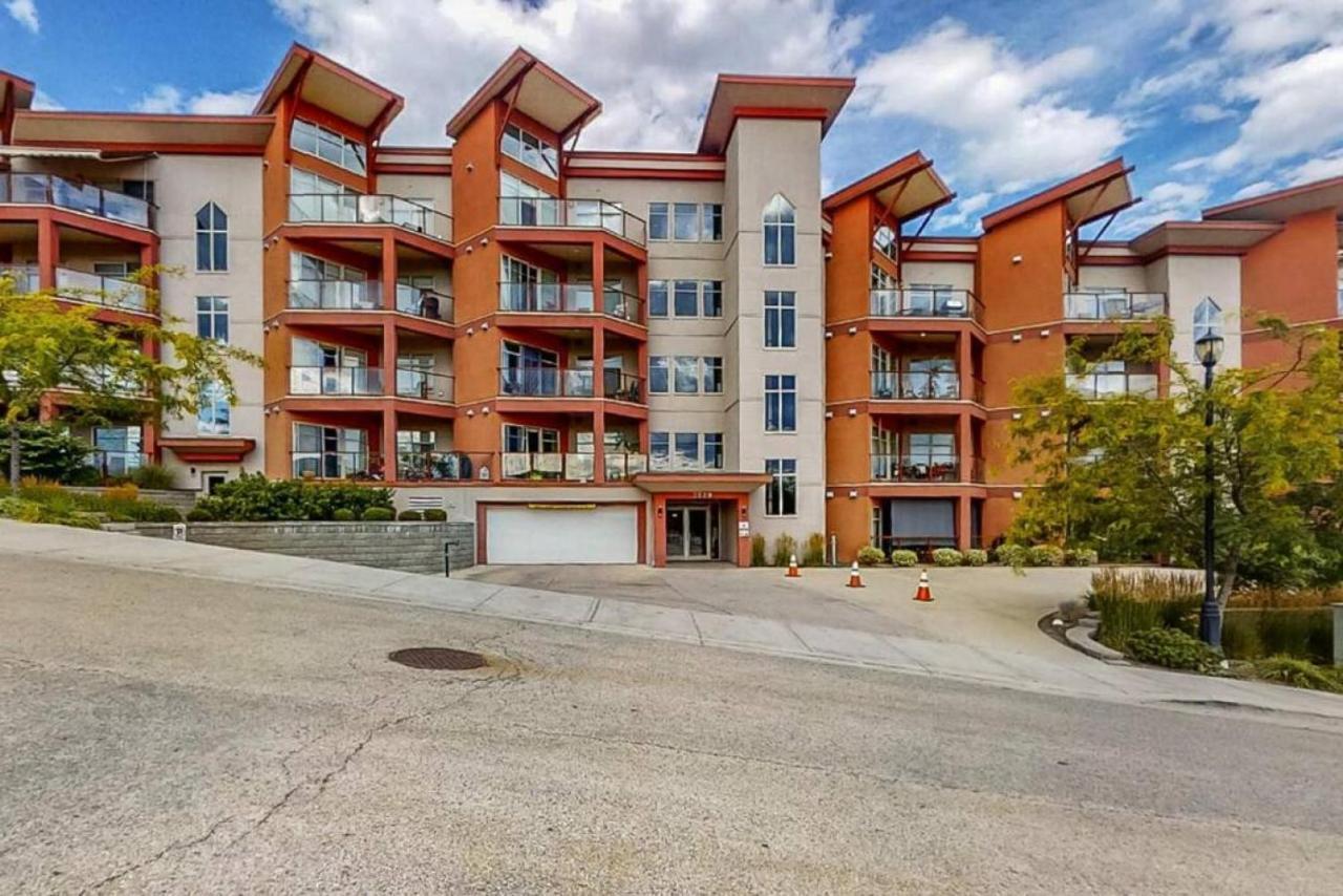 Luxury Getaway At Copper Sky 104 Apartment West Kelowna Exterior photo